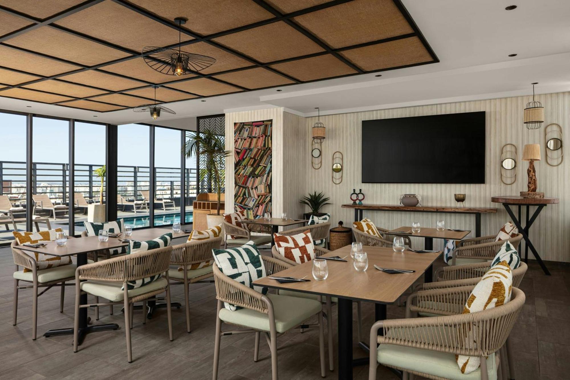 Courtyard By Marriott Casablanca Downtown Hotel Екстериор снимка