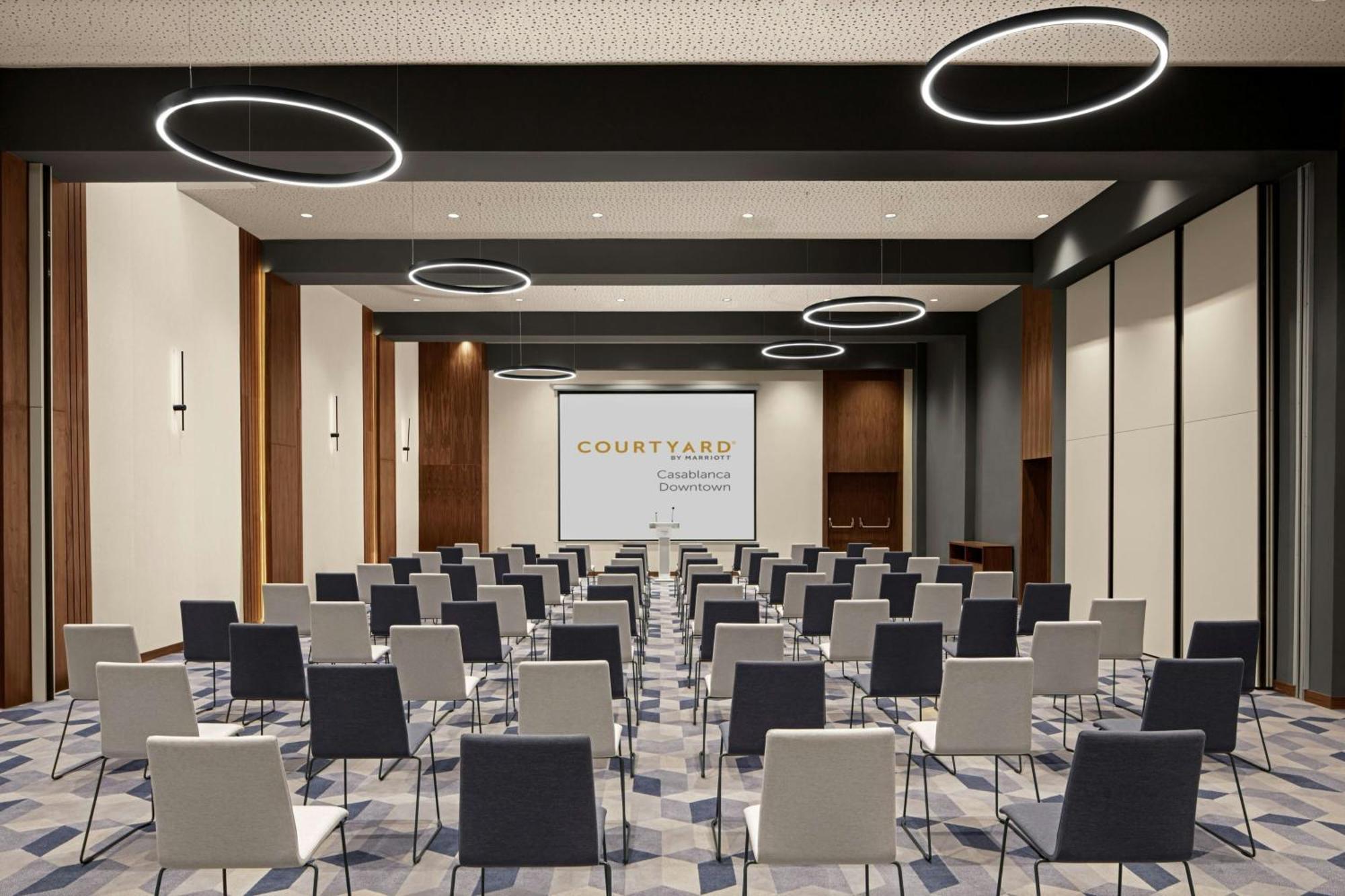 Courtyard By Marriott Casablanca Downtown Hotel Екстериор снимка