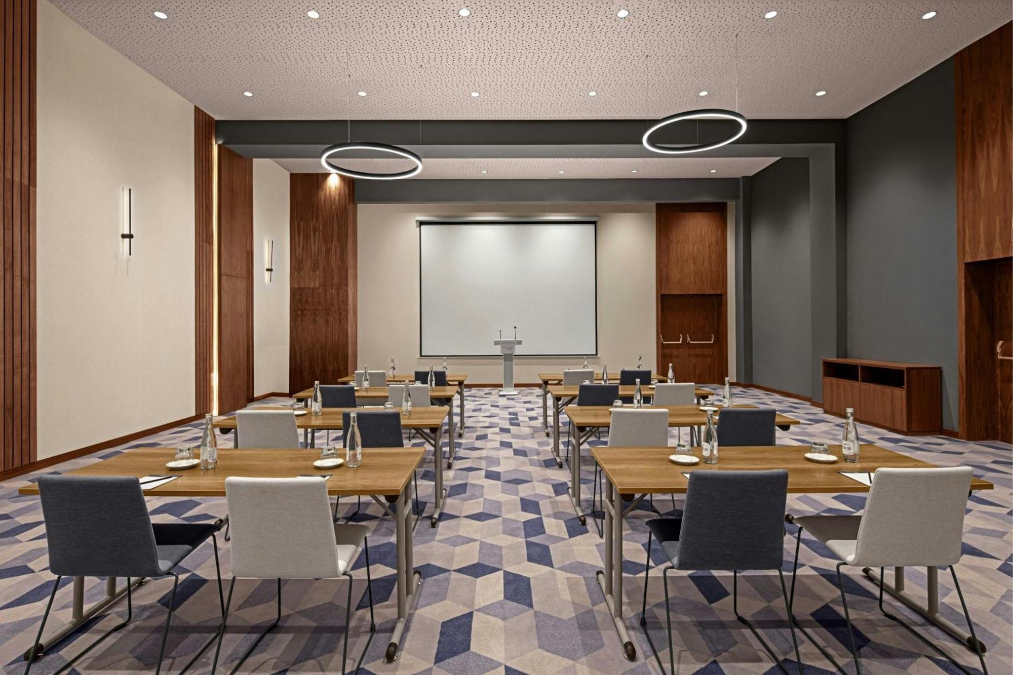 Courtyard By Marriott Casablanca Downtown Hotel Екстериор снимка